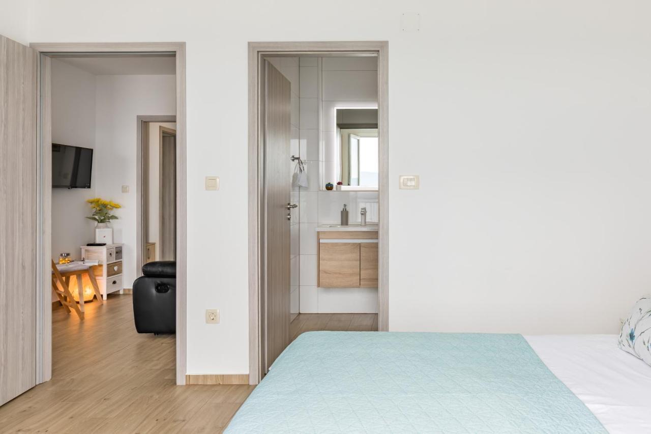Luxurious Apartments Bona Fide Mimice Luaran gambar