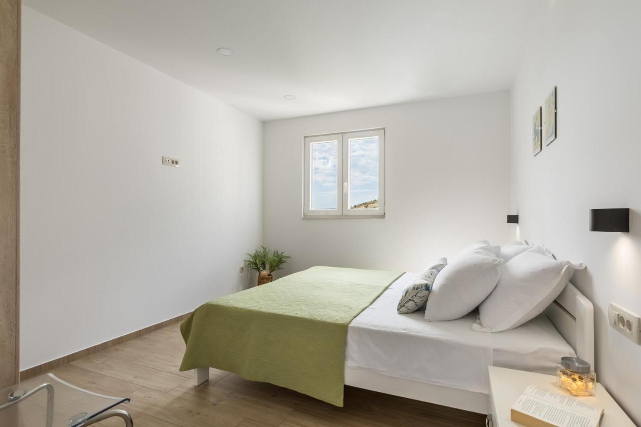 Luxurious Apartments Bona Fide Mimice Luaran gambar