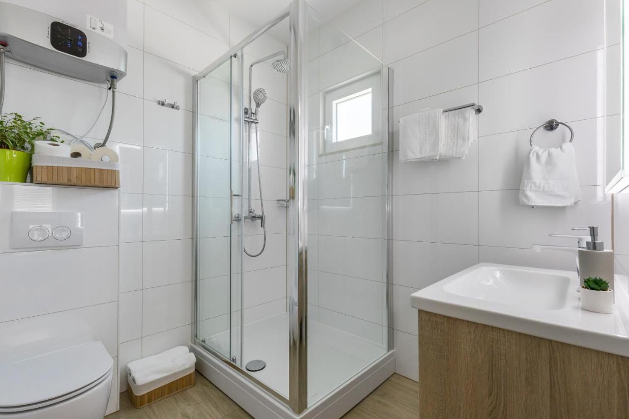 Luxurious Apartments Bona Fide Mimice Luaran gambar