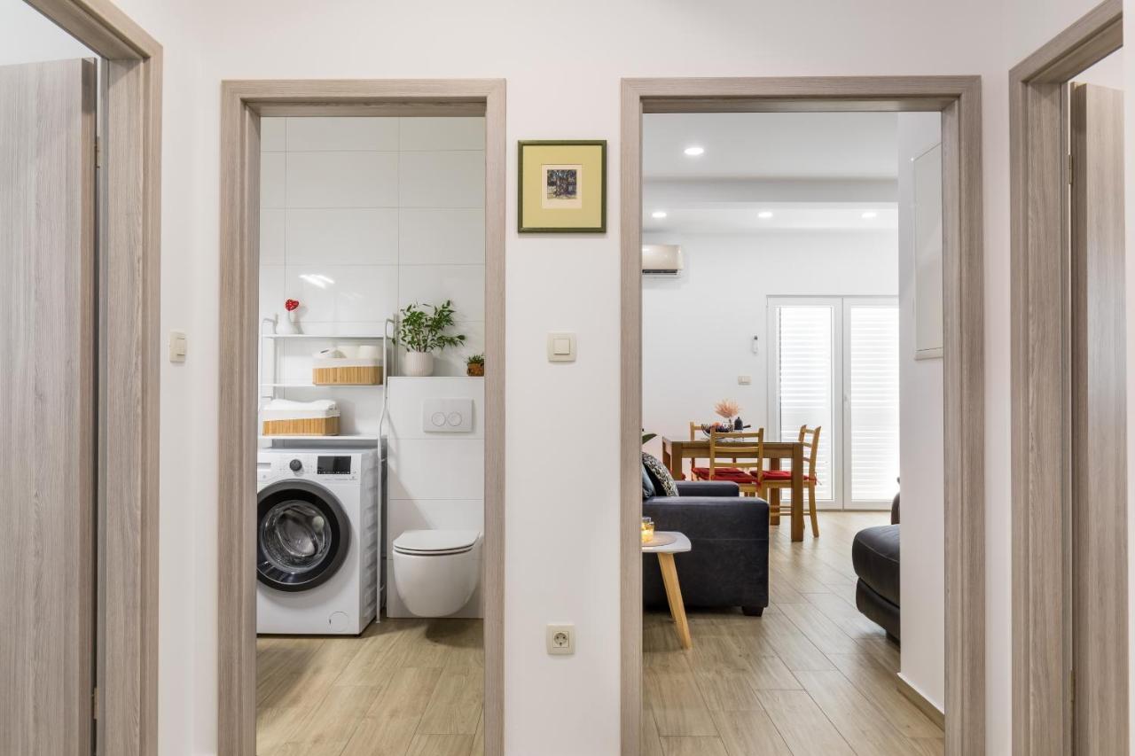 Luxurious Apartments Bona Fide Mimice Luaran gambar