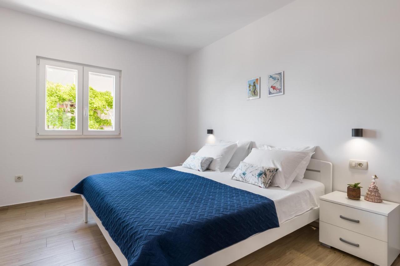 Luxurious Apartments Bona Fide Mimice Luaran gambar
