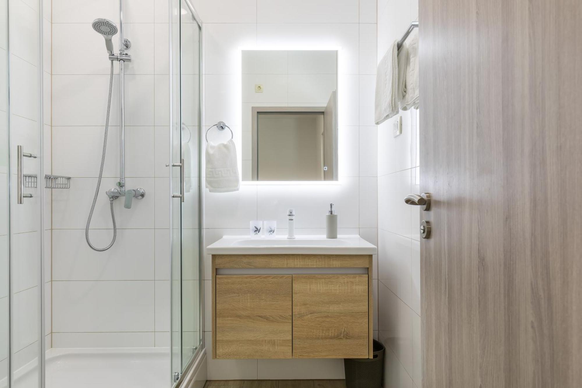 Luxurious Apartments Bona Fide Mimice Bilik gambar