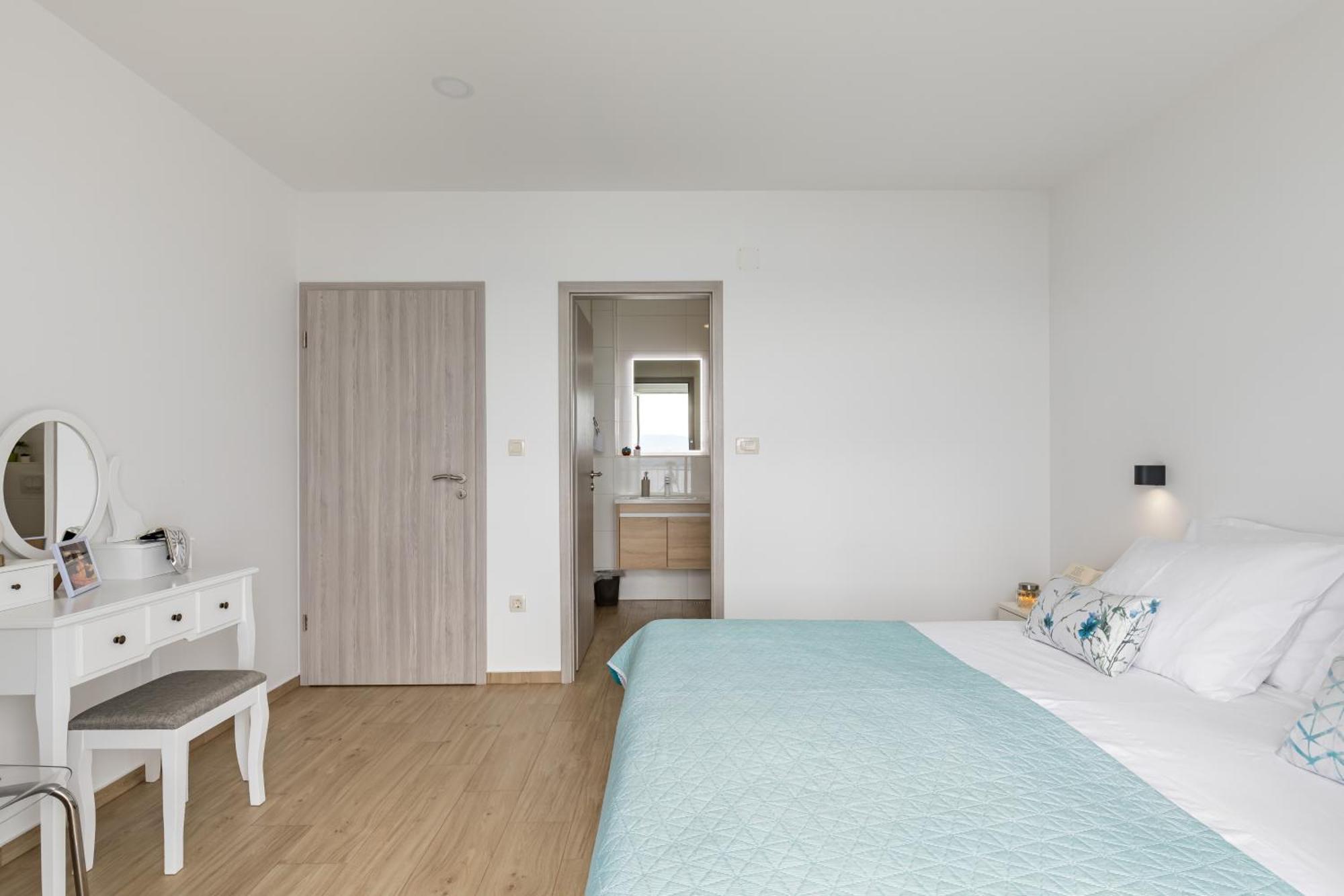 Luxurious Apartments Bona Fide Mimice Bilik gambar
